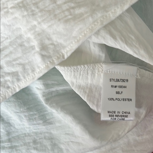 White Relaxed 3/4 Sleeve Tunic - Picture 8 of 9